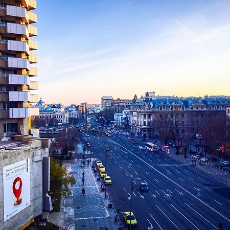 Central Studio Across From Intercontinental Bucarest Esterno foto